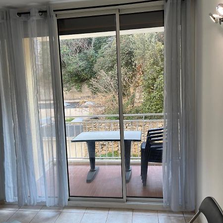 Moderne T2 Cassis Plein Centre Climatise - 200 M Du Port Apartment Luaran gambar