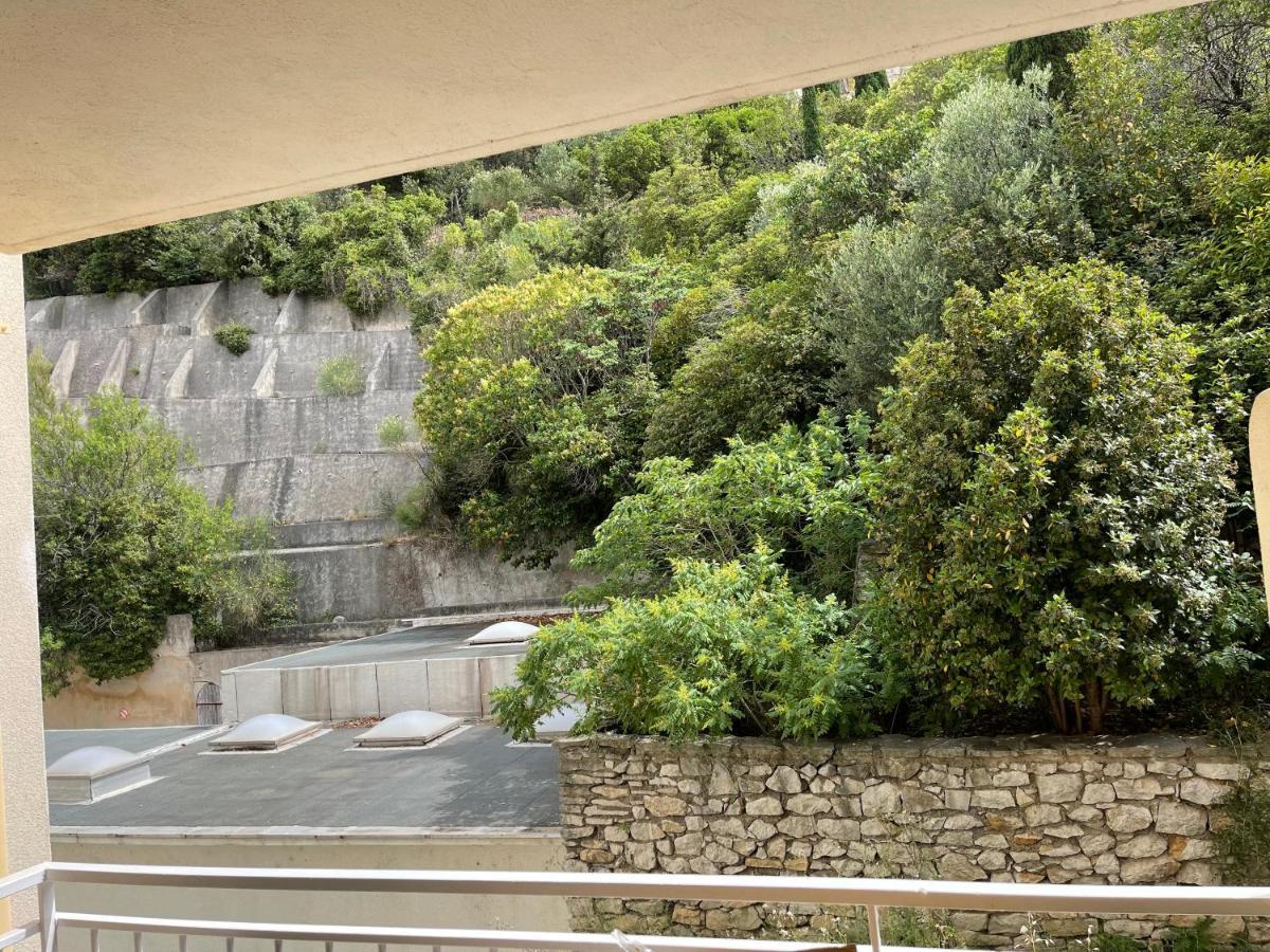 Moderne T2 Cassis Plein Centre Climatise - 200 M Du Port Apartment Luaran gambar