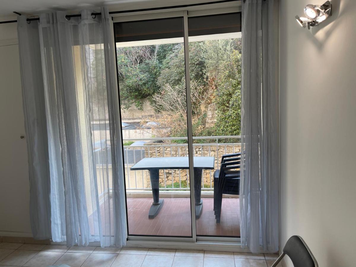 Moderne T2 Cassis Plein Centre Climatise - 200 M Du Port Apartment Luaran gambar