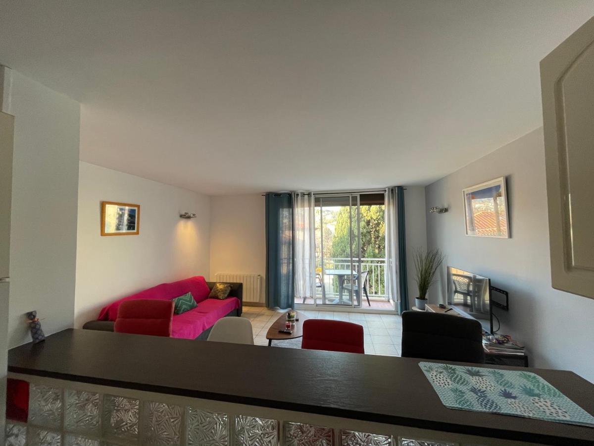 Moderne T2 Cassis Plein Centre Climatise - 200 M Du Port Apartment Luaran gambar