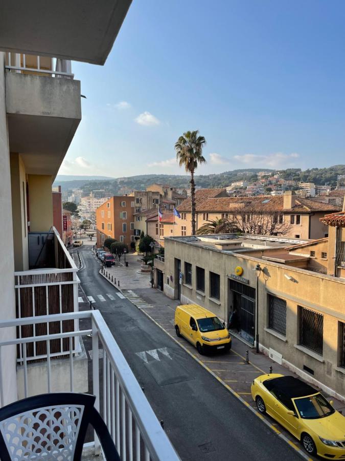Moderne T2 Cassis Plein Centre Climatise - 200 M Du Port Apartment Luaran gambar