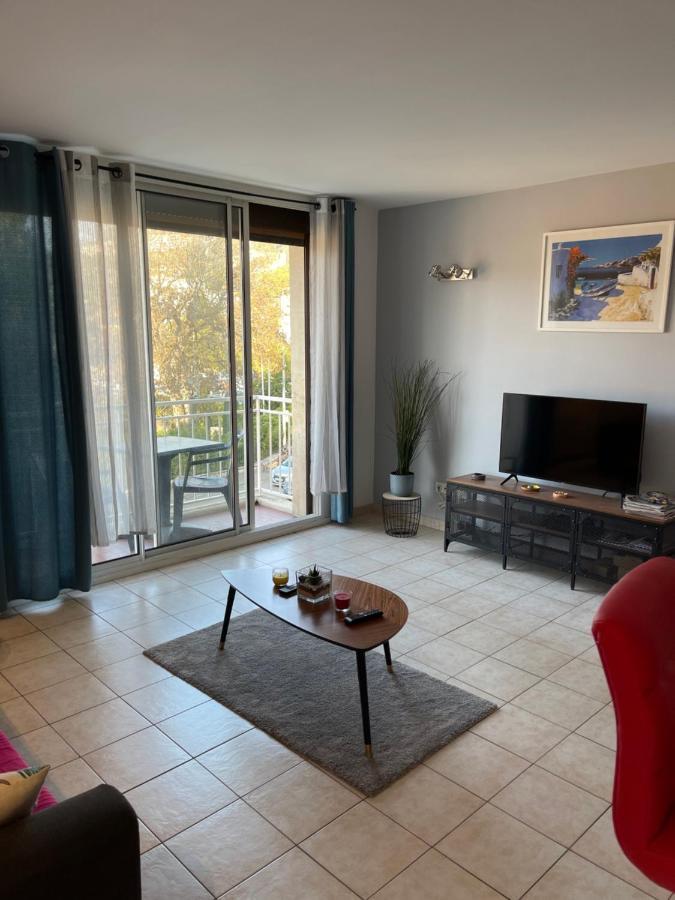 Moderne T2 Cassis Plein Centre Climatise - 200 M Du Port Apartment Luaran gambar