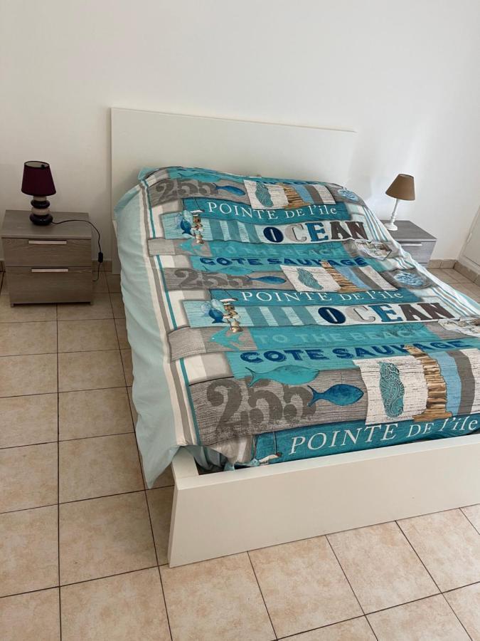Moderne T2 Cassis Plein Centre Climatise - 200 M Du Port Apartment Luaran gambar
